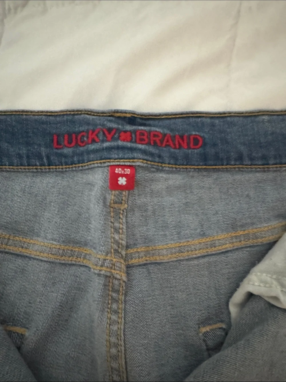 Lucky Brand Men’s Light Blue Denim Jeans